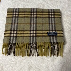 Burberry Checkered Lambswool Scarf in Yellow and Brown